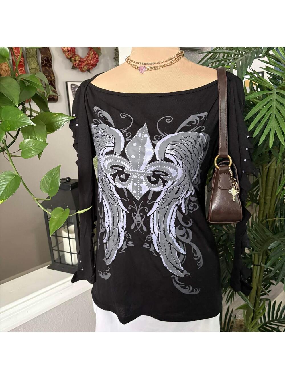 black grunge cutout top